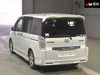 2013 HONDA STEP WAGON